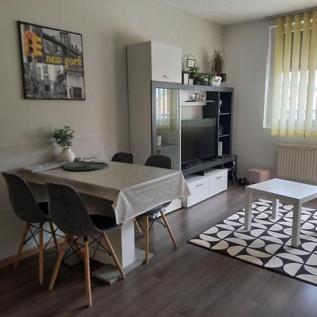 Berik Apartman Pécs Esterno foto